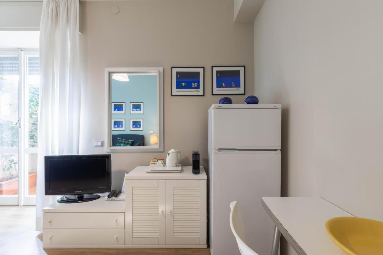 Residence Sole Mare Alaxi Hotels Αλάσιο Εξωτερικό φωτογραφία