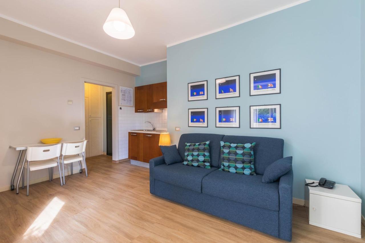 Residence Sole Mare Alaxi Hotels Αλάσιο Εξωτερικό φωτογραφία