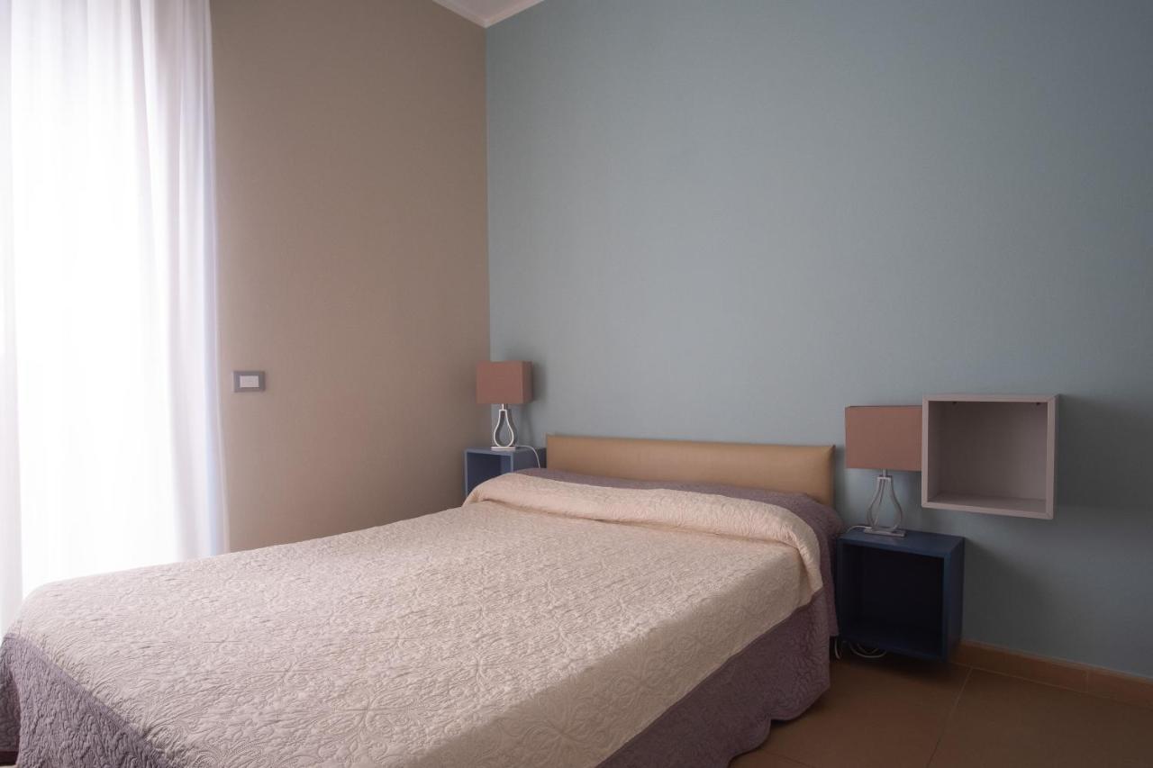 Residence Sole Mare Alaxi Hotels Αλάσιο Εξωτερικό φωτογραφία