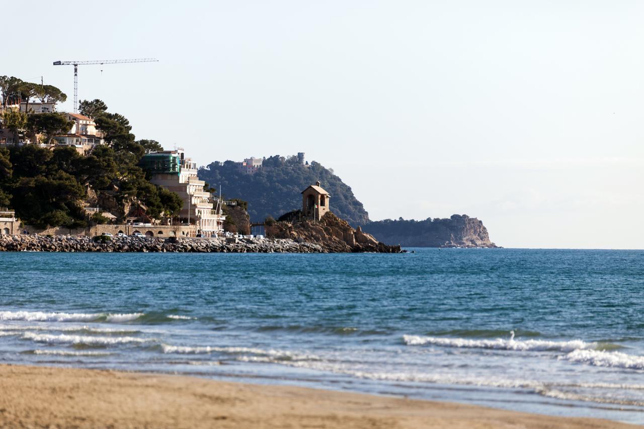 Residence Sole Mare Alaxi Hotels Αλάσιο Εξωτερικό φωτογραφία